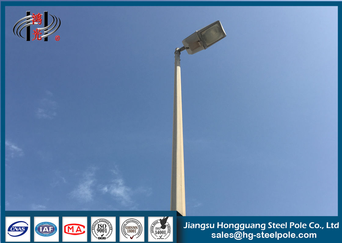 18m Polygonal Steel Tubular LED Lighting Pole with Hot dip Galvanization for Highway Lighting